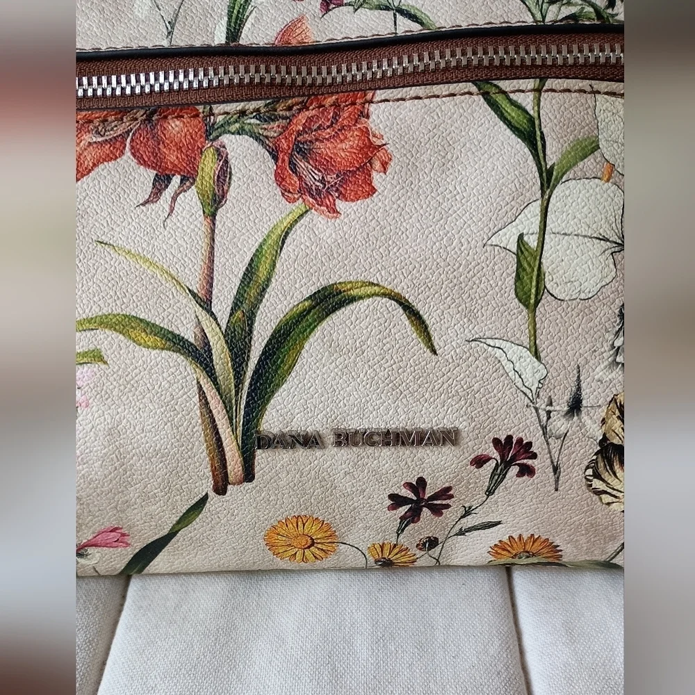 Dana Buchman stylish floral